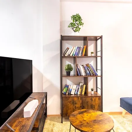 Balkon, 4k Tv, Kaffee, Netflix Apartamento